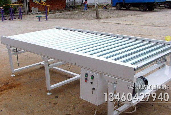 有動力滾筒輸送機(jī)圖片