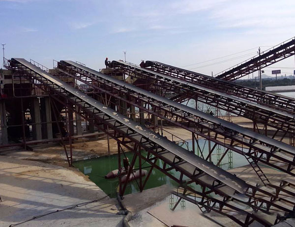 刮板輸送機(jī)與皮帶輸送機(jī)對比計(jì)算