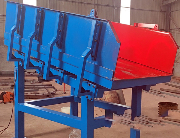 石灰?guī)r加工線用到全有板喂機、振動篩、放礦機