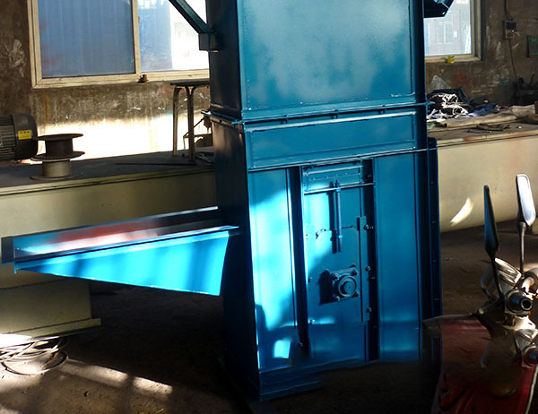 連續(xù)式提升機配應為較大過盈的緊配合